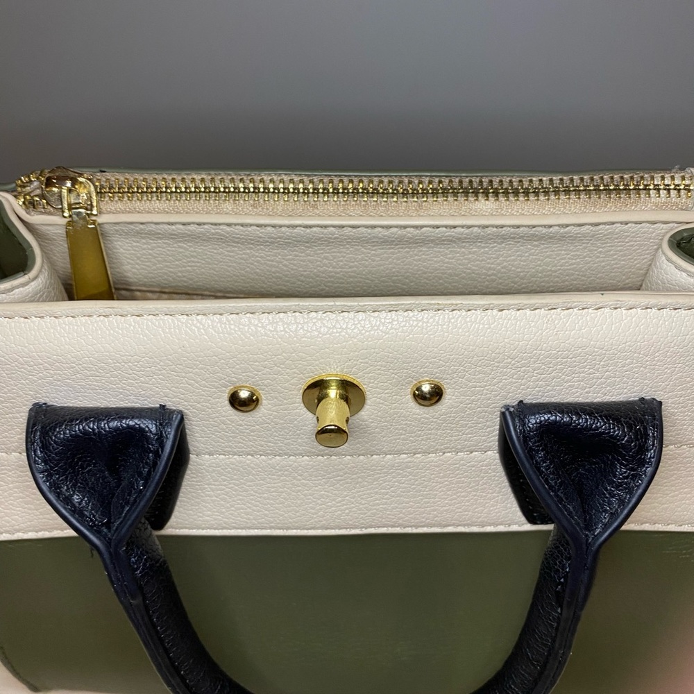 Color Block Purse - Picture 3 of 4